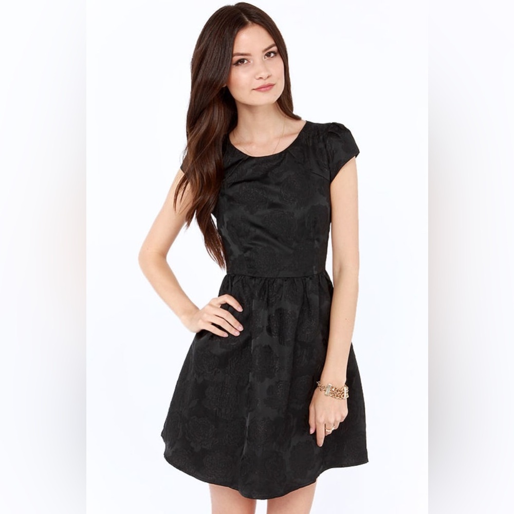 Lulus Rose Were the Days Black Jacquard Dress Size Medium